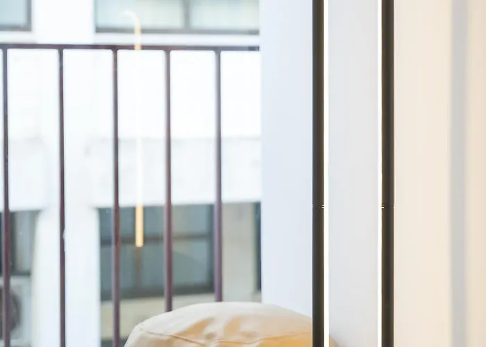 Artistas House אבאירו